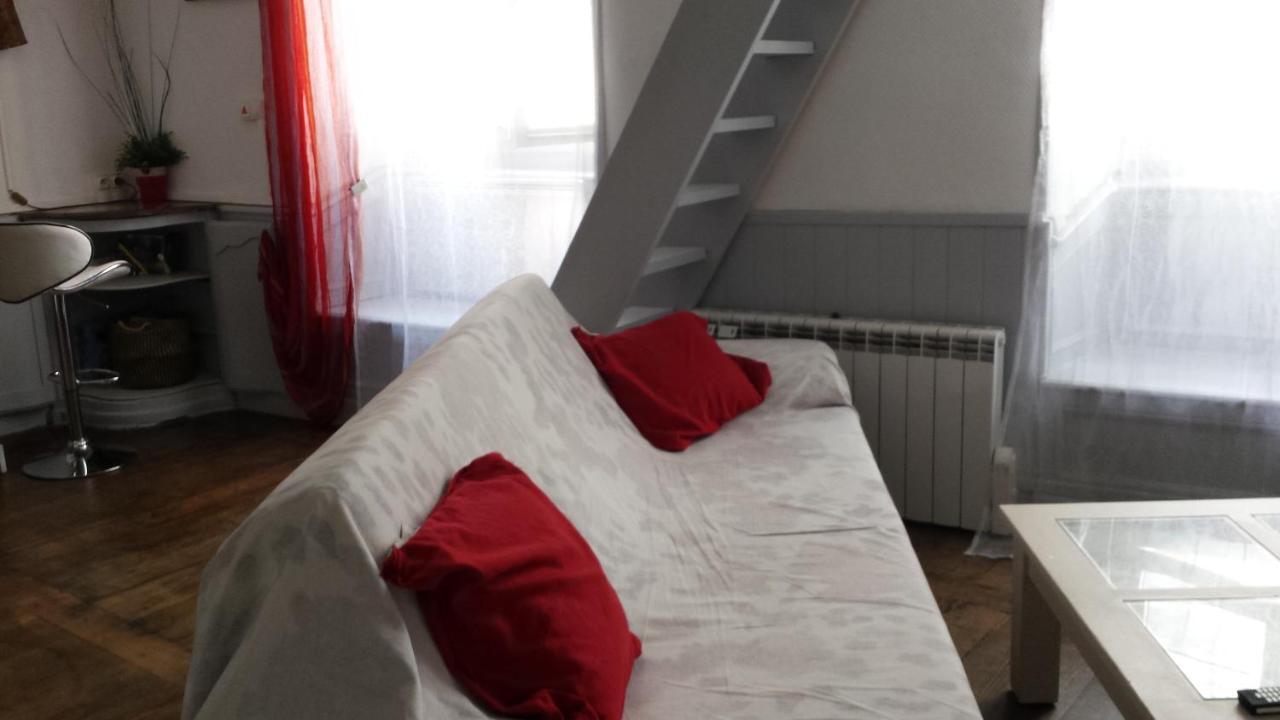 Apartmán Coquet Studio En Mezzanine Nuit Pour 2 Personnes Saint-Girons  Exteriér fotografie